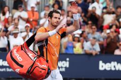 关于穆雷回归赛场，势不可挡首场状态亮眼，日本队观众沸腾！的信息